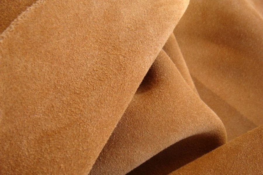 Da Nubuck có giá thành cao